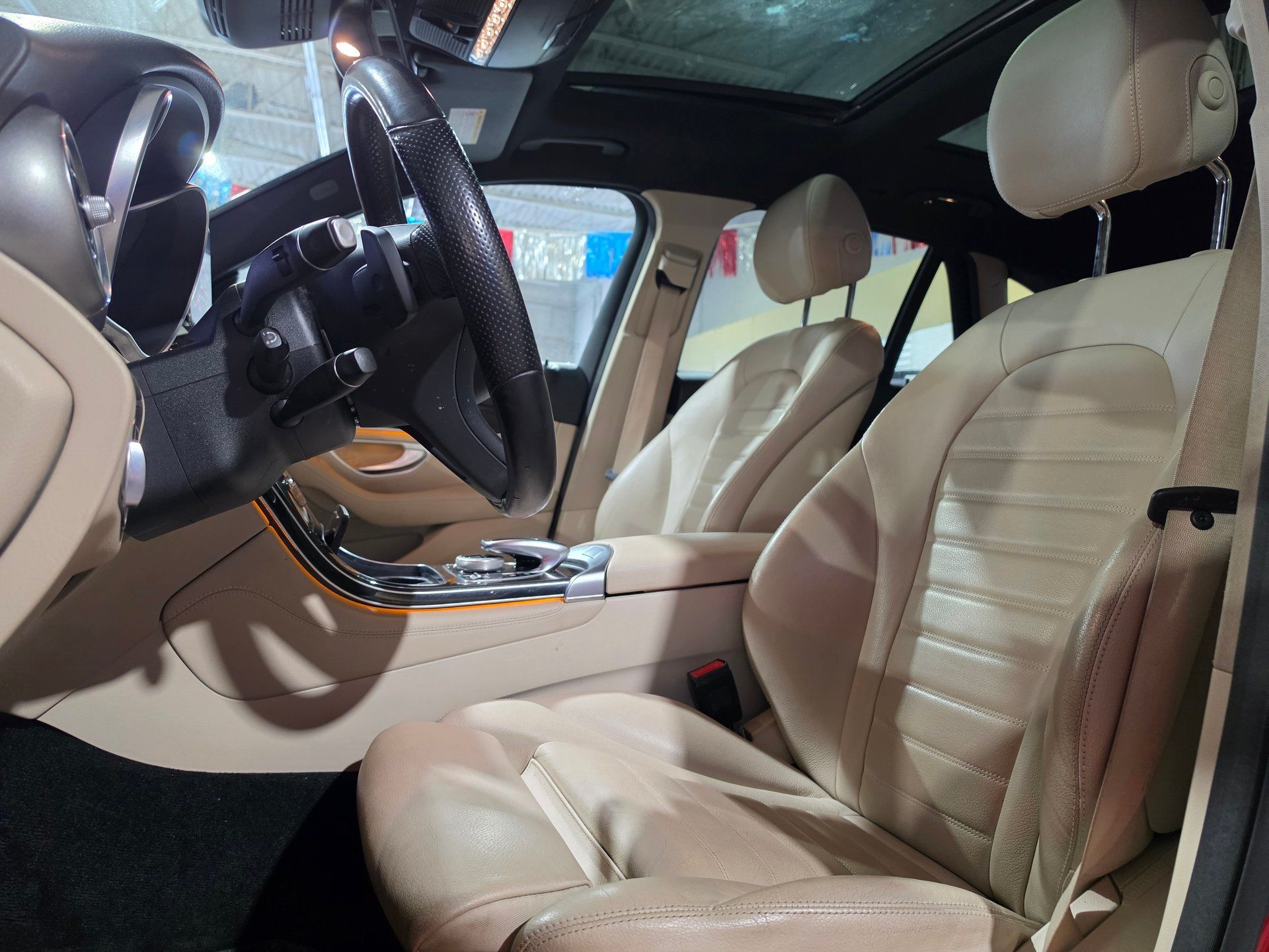 Mercedes-Benz GLC 300 2018 - Thumbnail 15