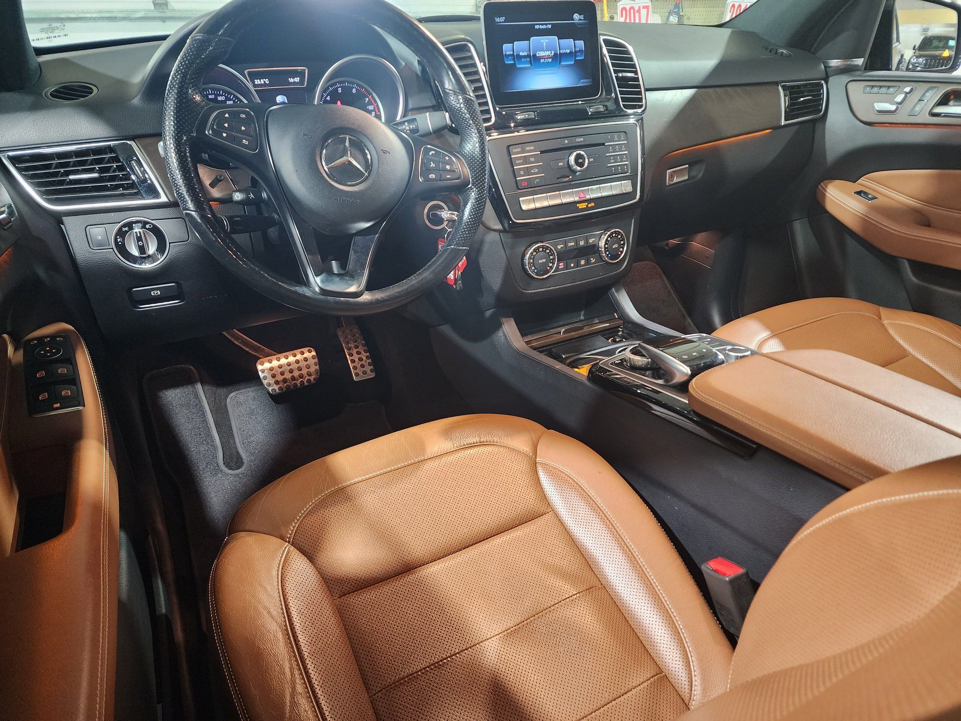 Mercedes-Benz GLE 400 2018 - Thumbnail 15