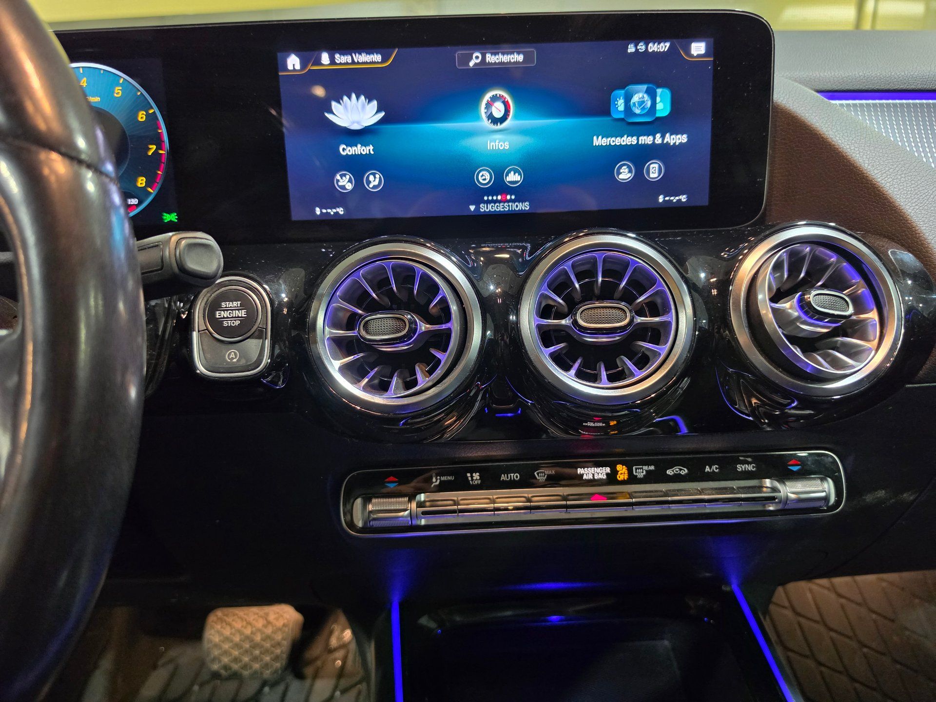 Mercedes-Benz GLA 250 2022 - Thumbnail 19