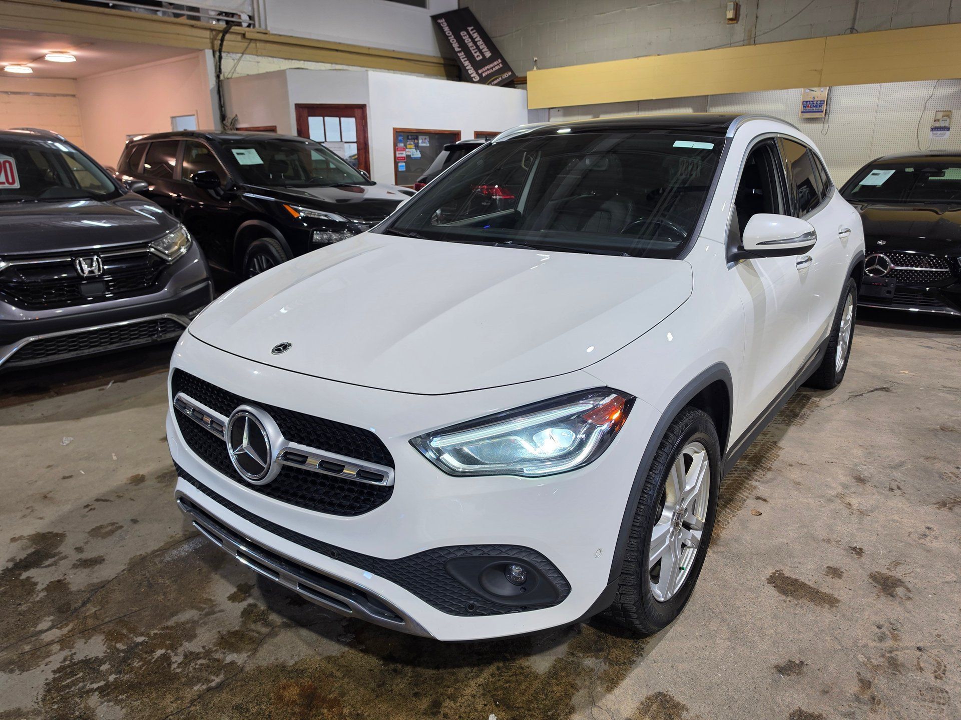Mercedes-Benz GLA 250 2022 - Thumbnail 1