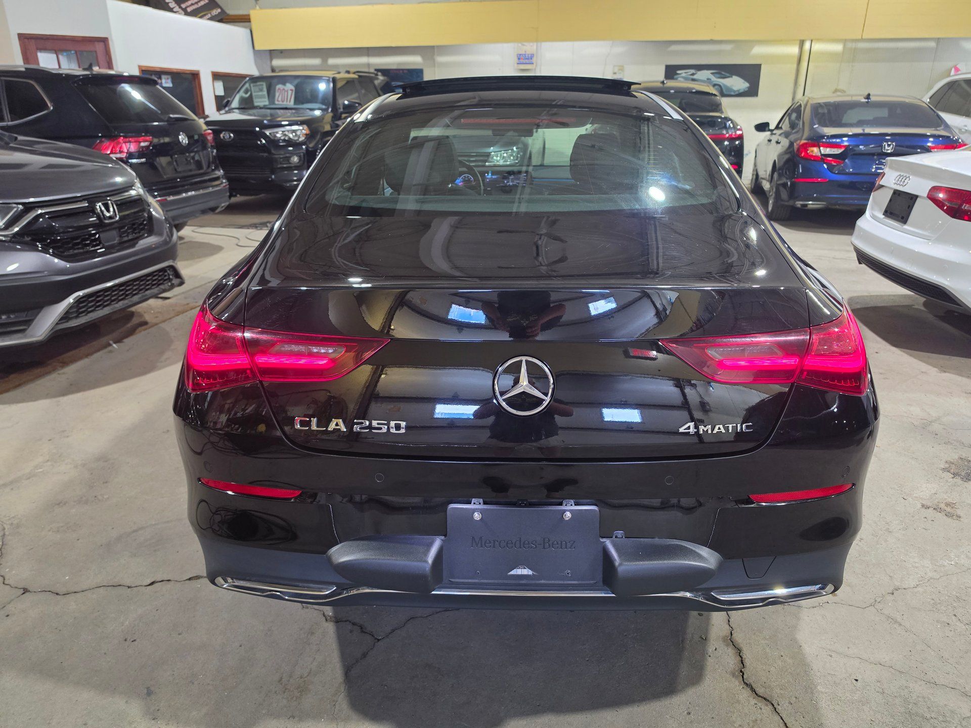 Mercedes-Benz CLA 250 Coupe 2025 - Thumbnail 5