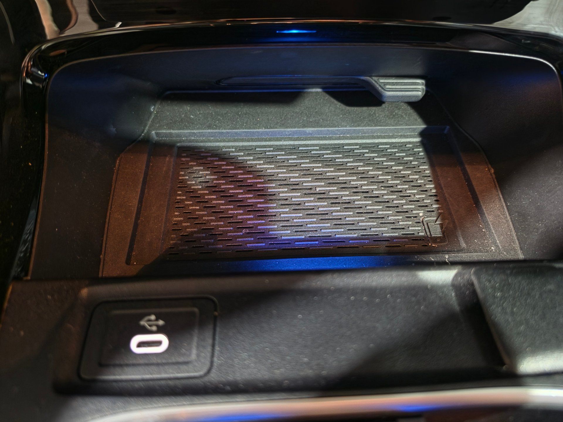 Mercedes-Benz CLA 250 Coupe 2025 - Thumbnail 19