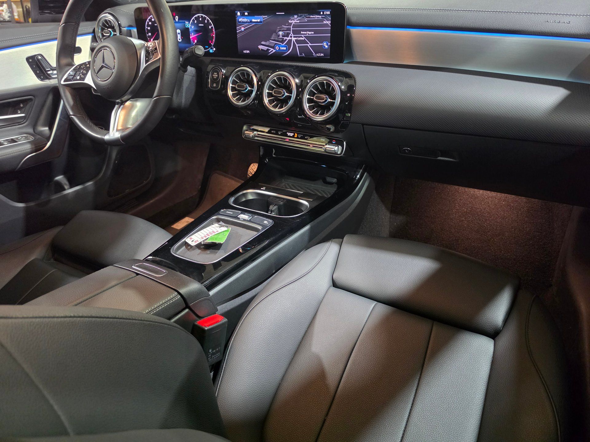 Mercedes-Benz CLA 250 Coupe 2025 - Thumbnail 8