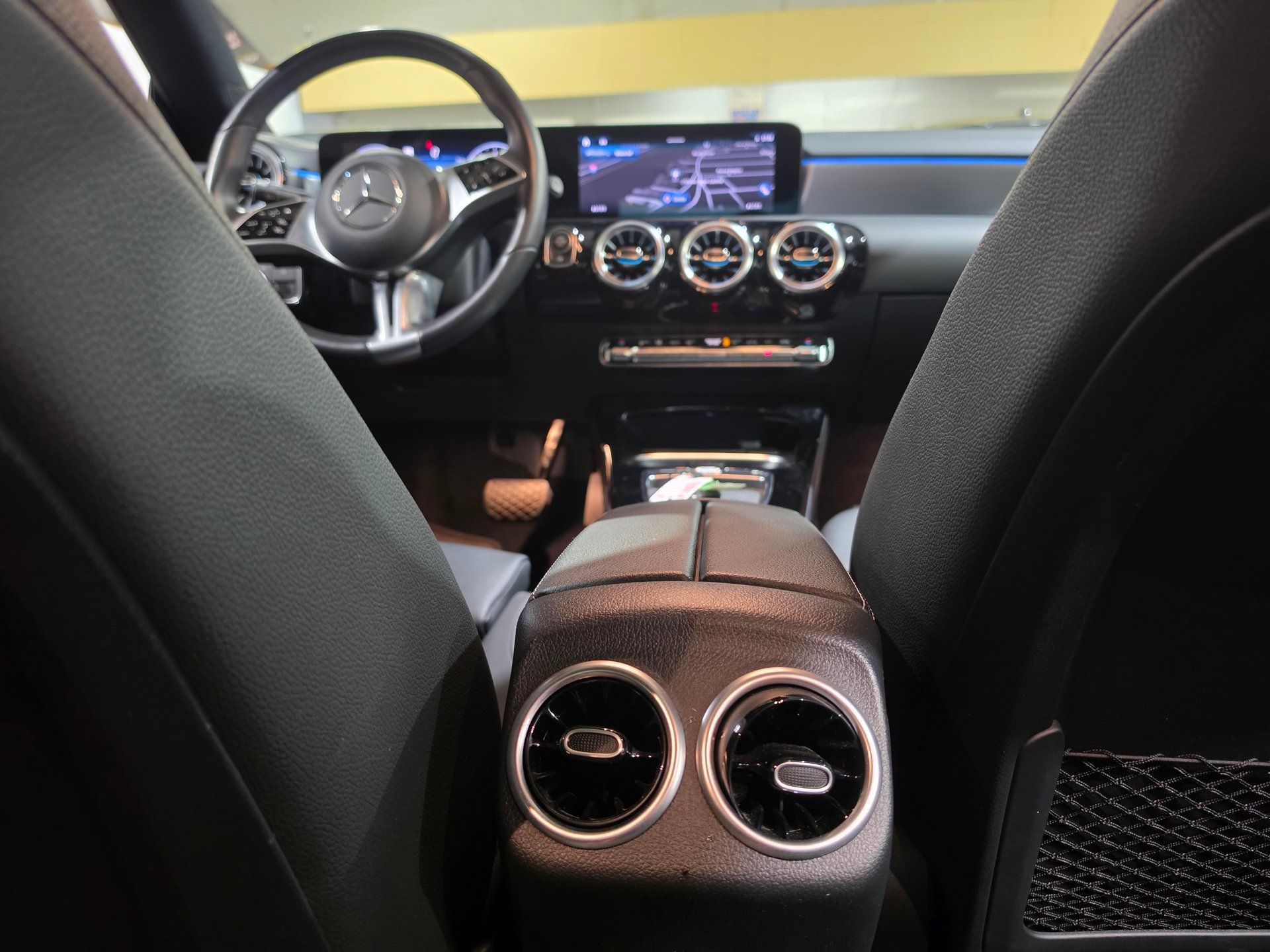 Mercedes-Benz CLA 250 Coupe 2025 - Thumbnail 9
