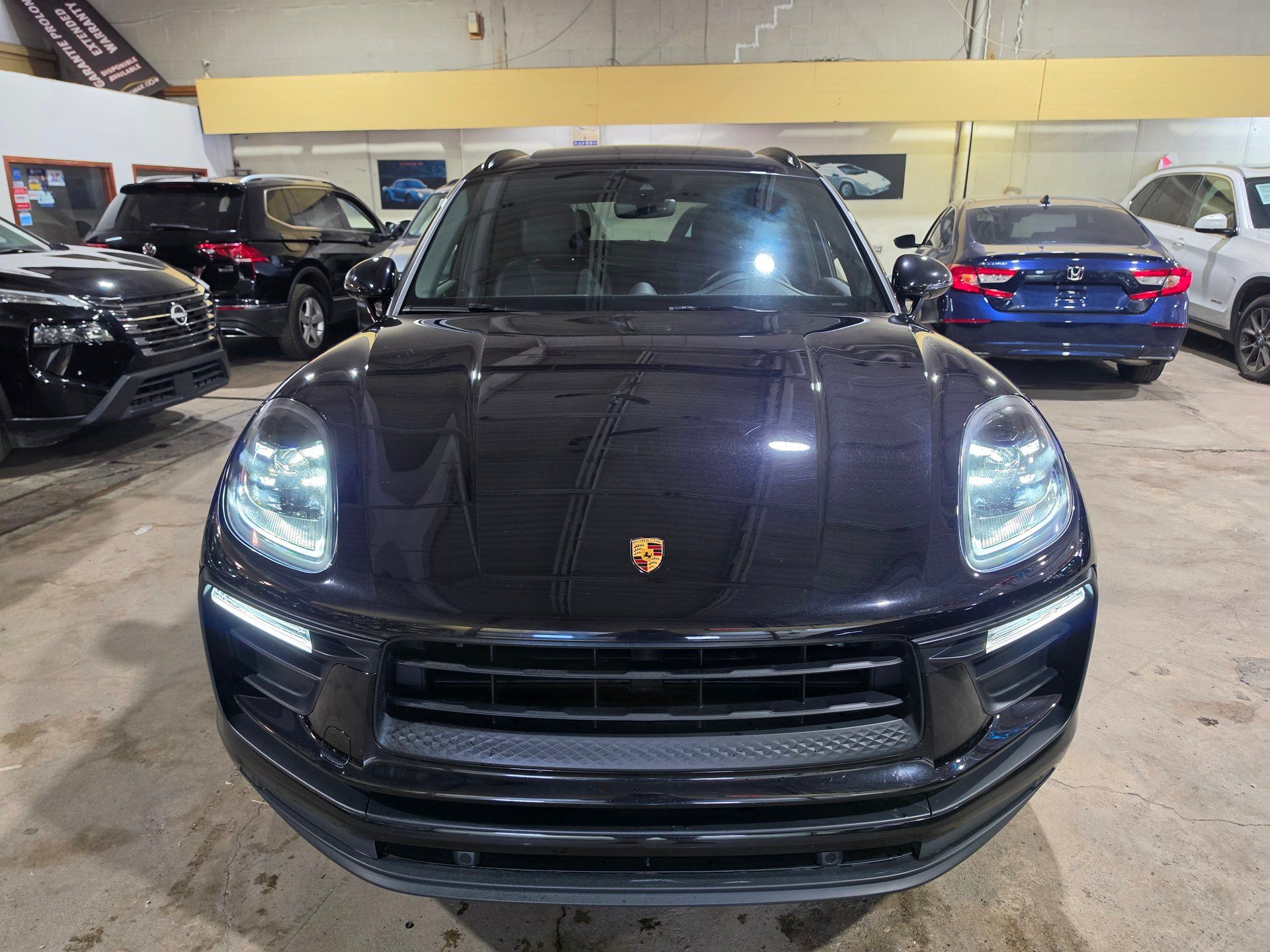 Porsche Macan 2023 - Thumbnail 2