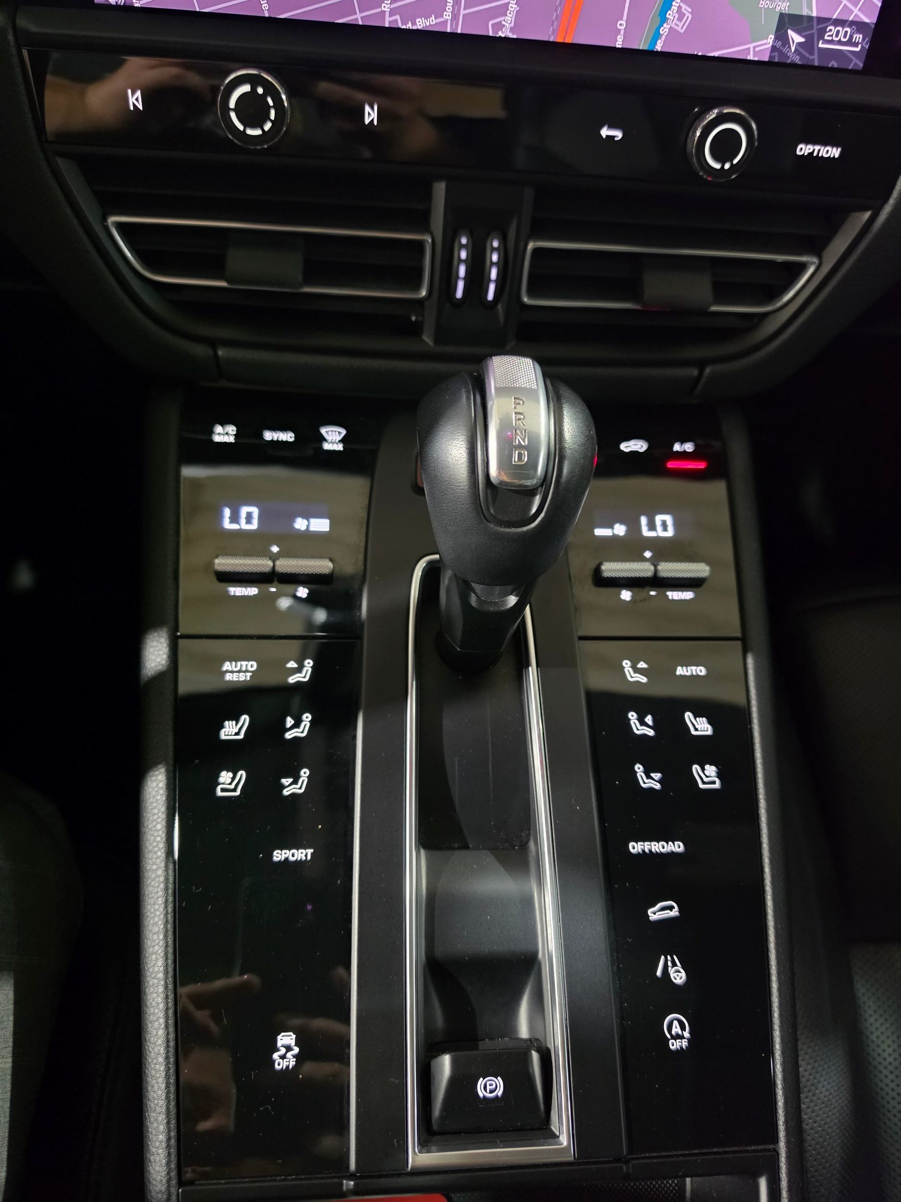 Porsche Macan 2023 - Thumbnail 22