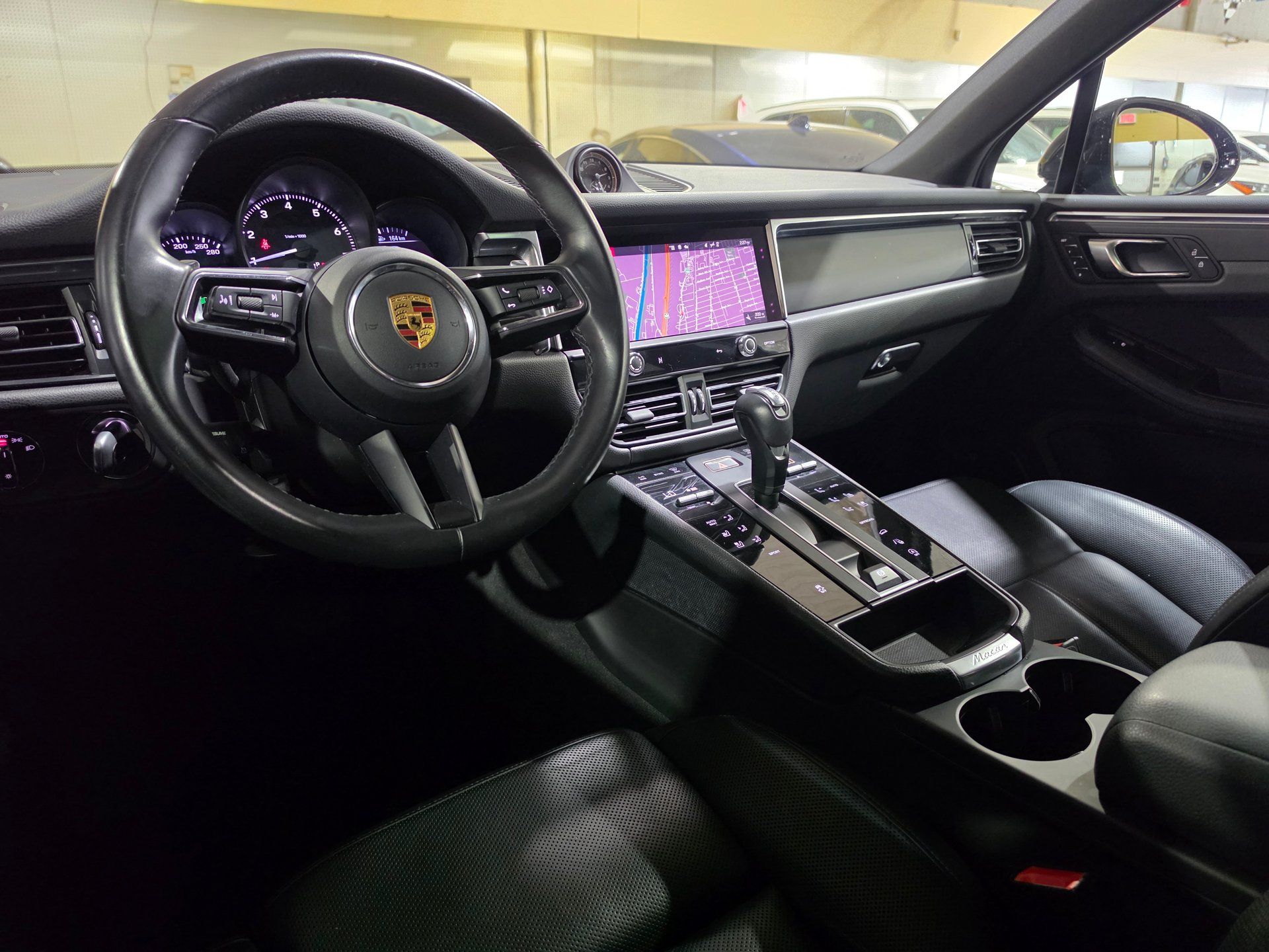 Porsche Macan 2023 - Thumbnail 12