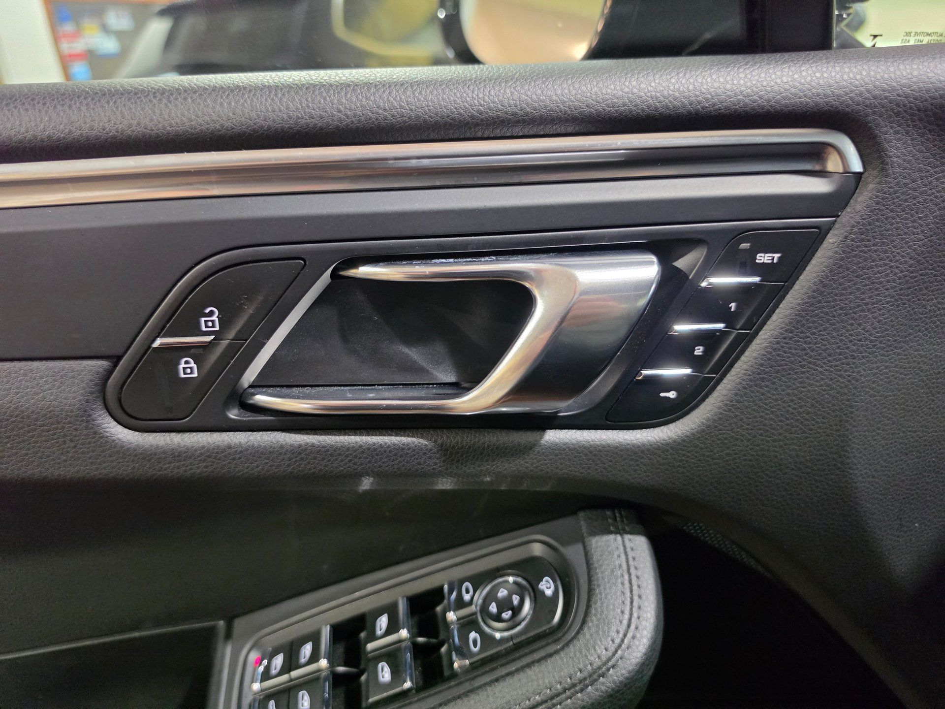 Porsche Macan 2023 - Thumbnail 14