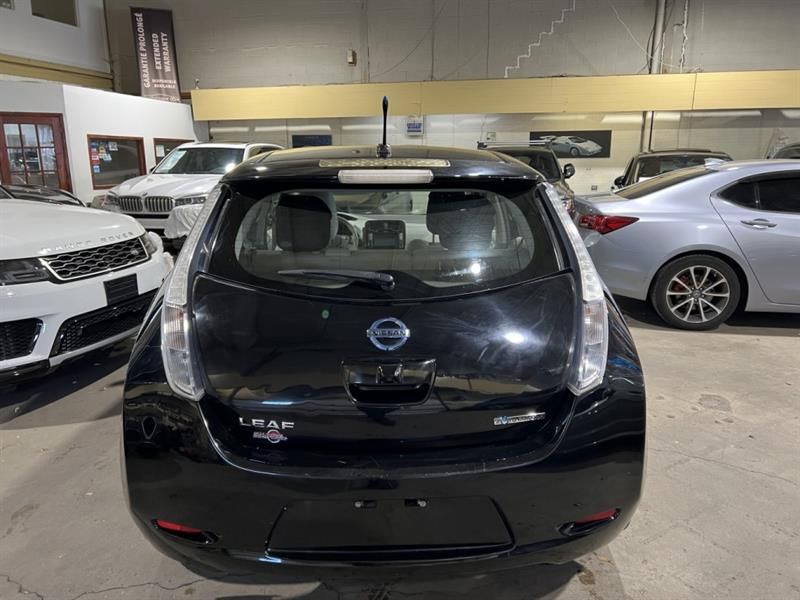 Nissan Leaf 2012 - Thumbnail 5