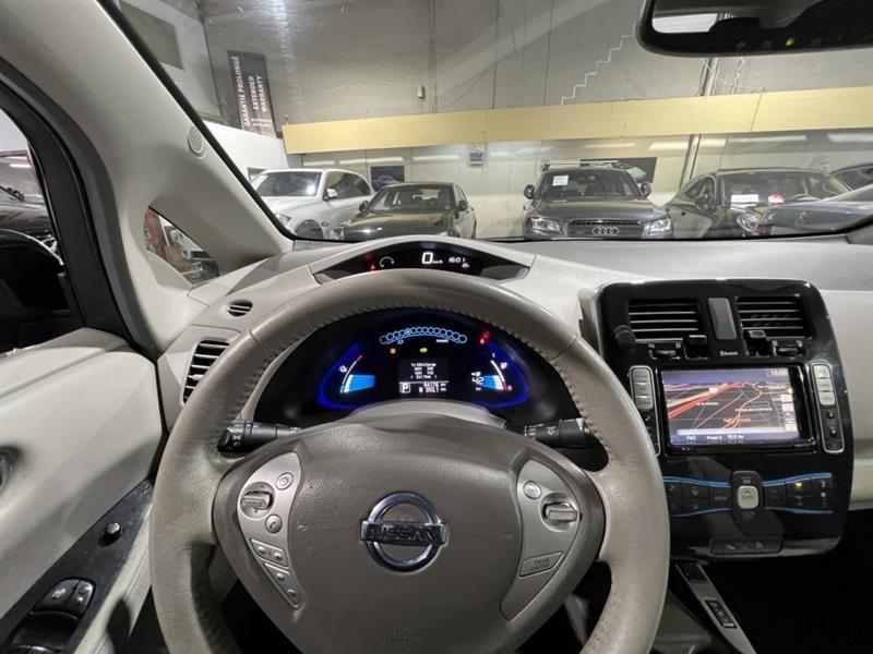Nissan Leaf 2012 - Thumbnail 22
