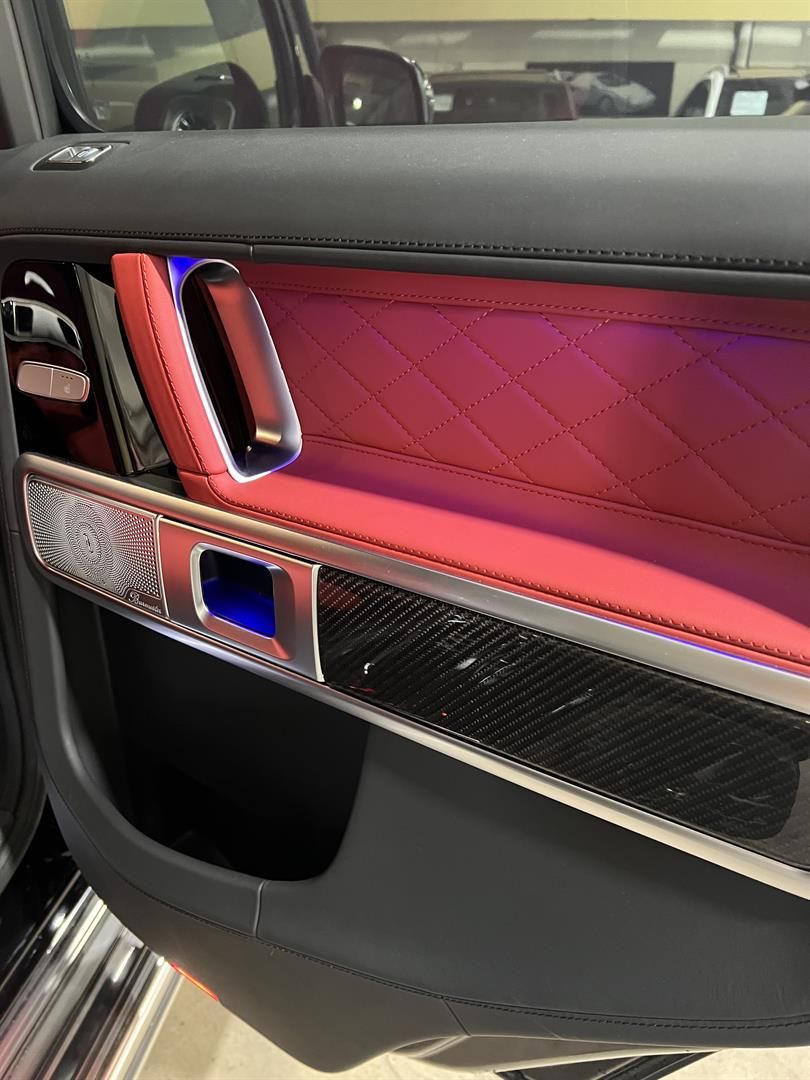 Mercedes-Benz G-Class 2022 - Thumbnail 12