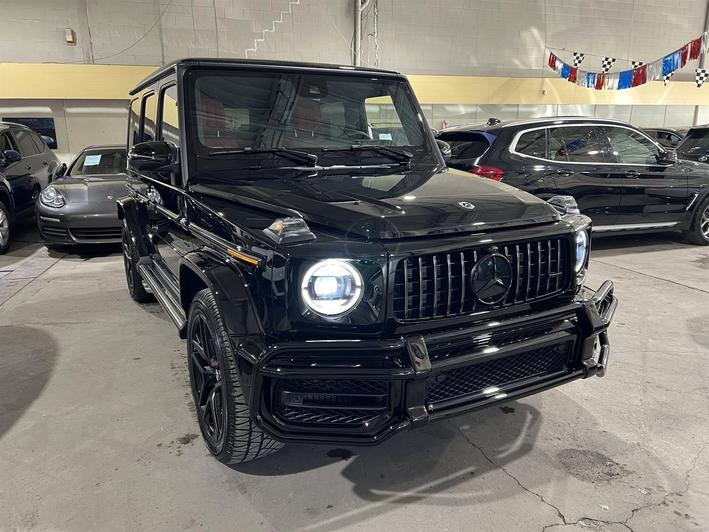 Mercedes-Benz G-Class 2022 - Thumbnail 3