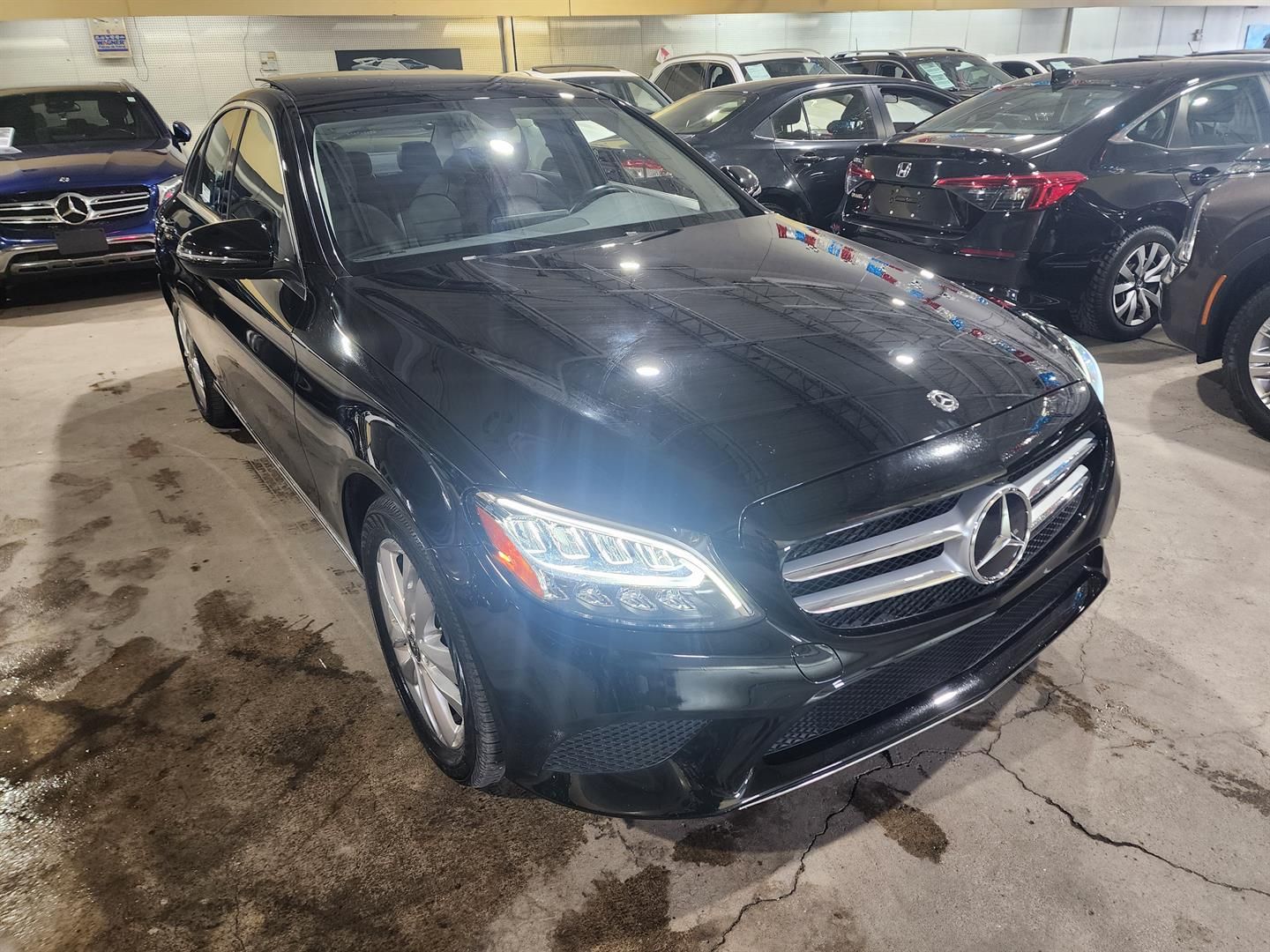 Mercedes-Benz C-Class 2019 - Thumbnail 3