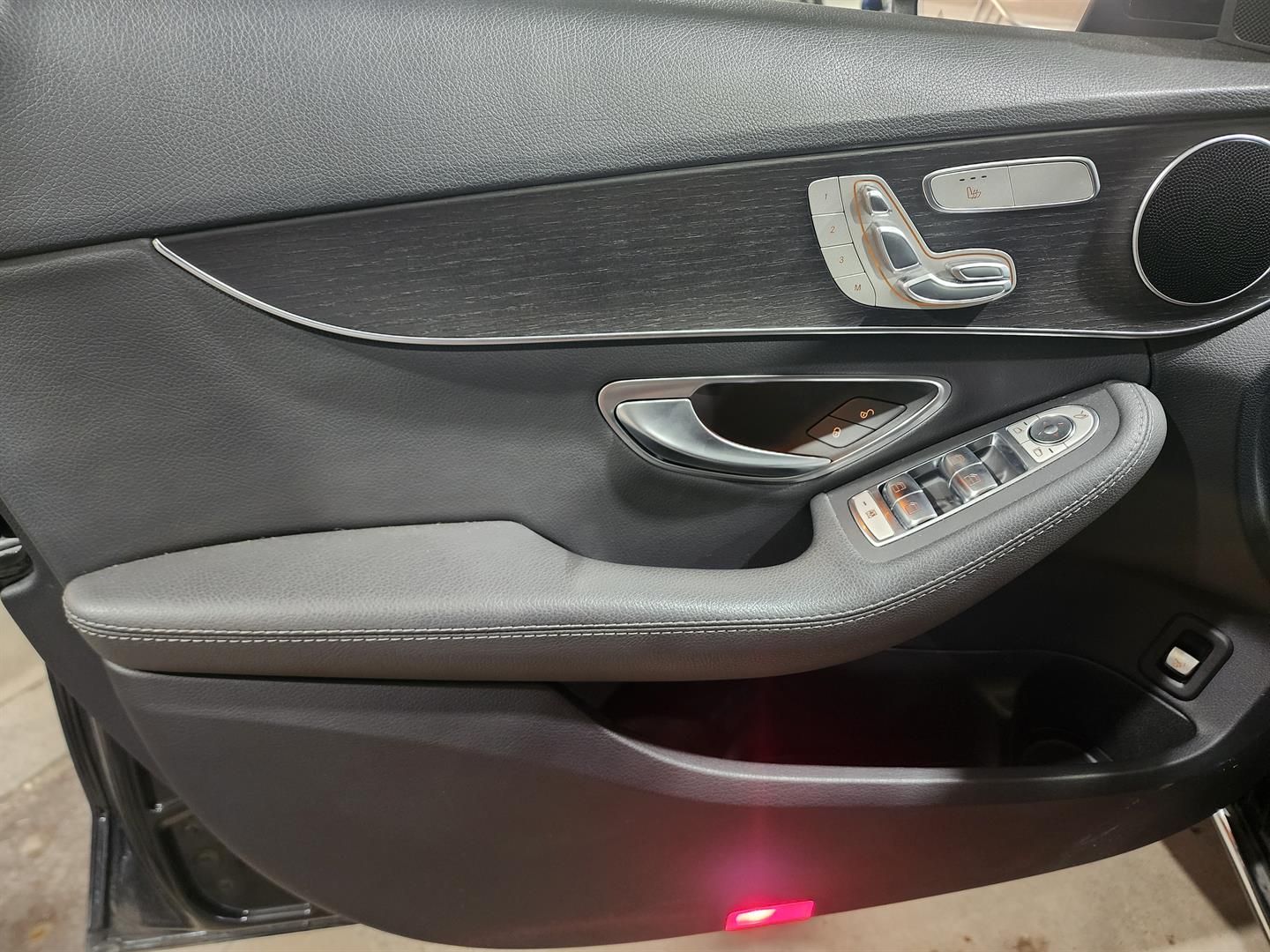 Mercedes-Benz C-Class 2019 - Thumbnail 12
