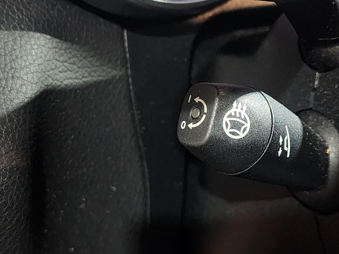 Mercedes-Benz C-Class 2019 - Thumbnail 17