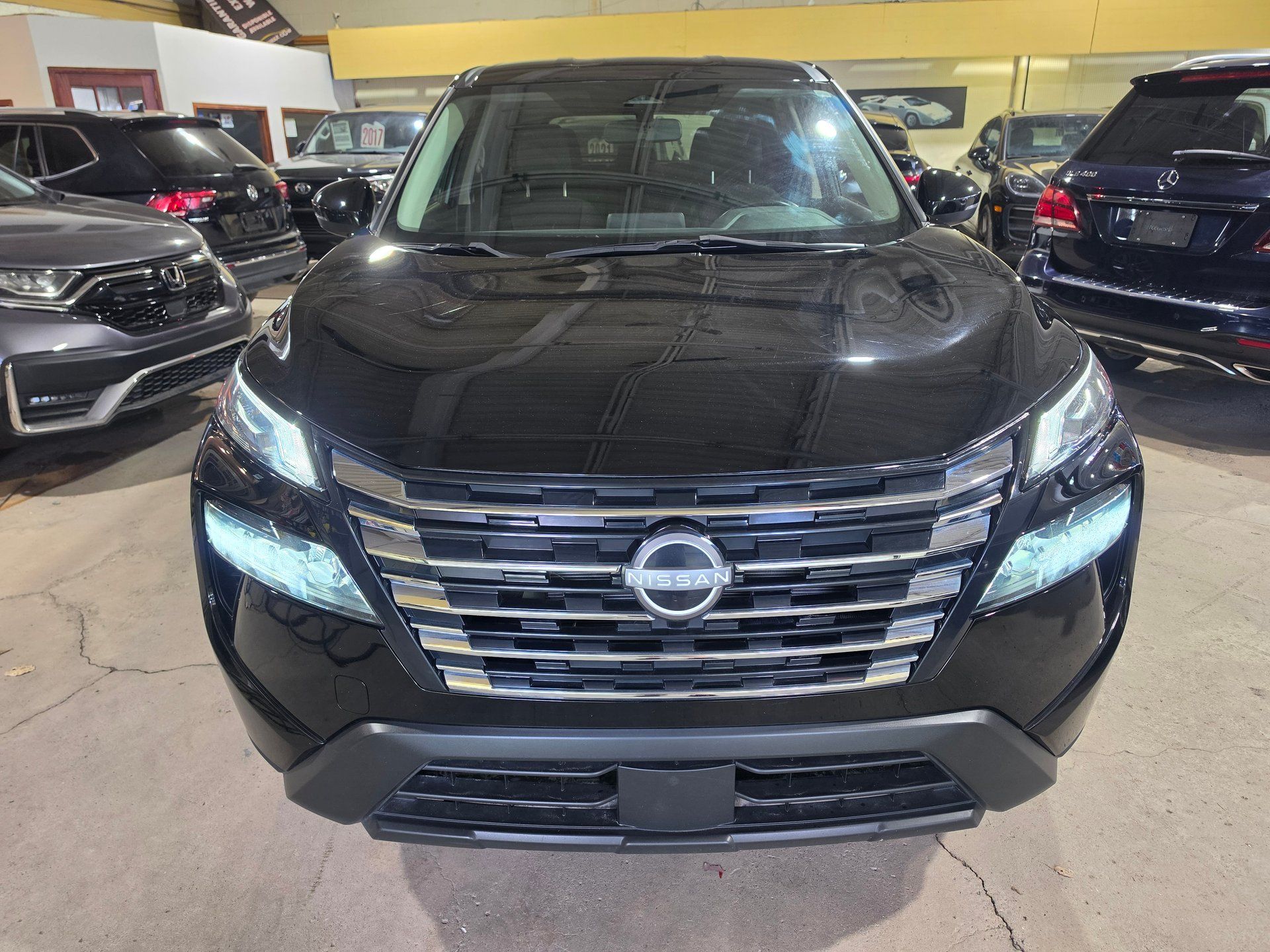 Nissan Rogue 2024 - Image 2