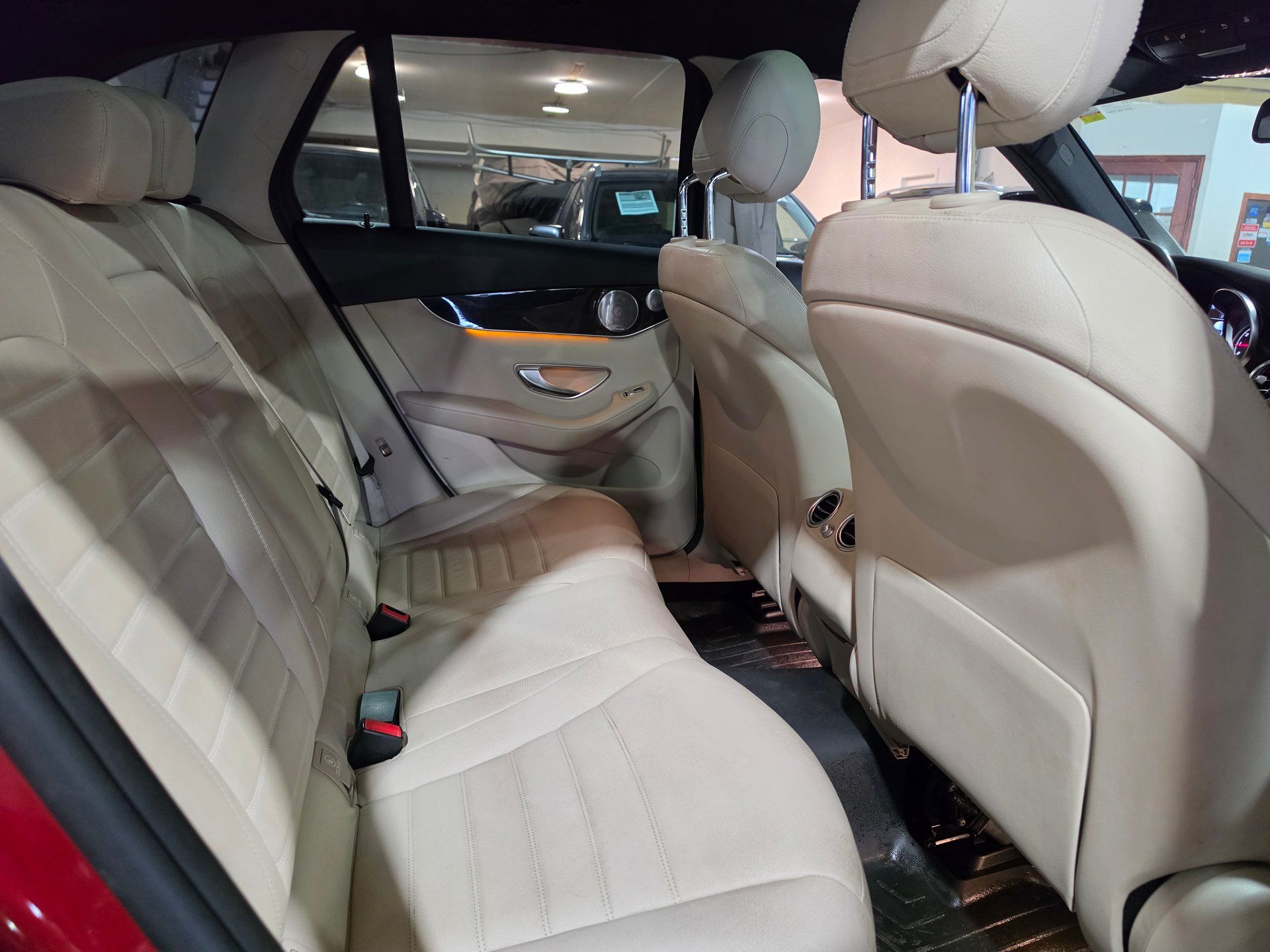 Mercedes-Benz GLC 300 2018 - Image 8