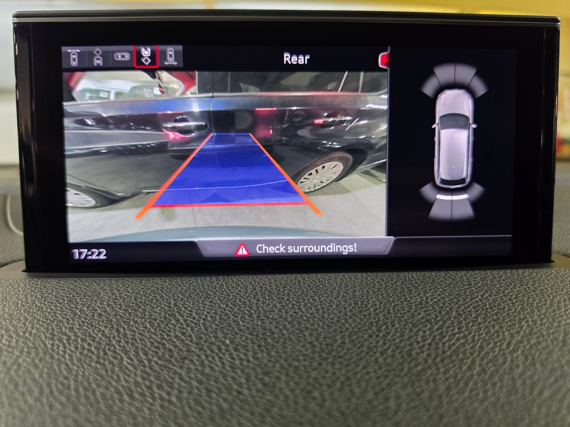 Audi Q7 2018 - Image 23