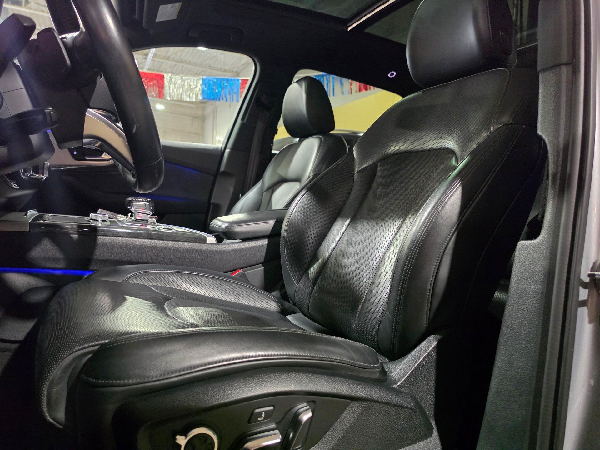 Audi Q7 2018 - Image 19