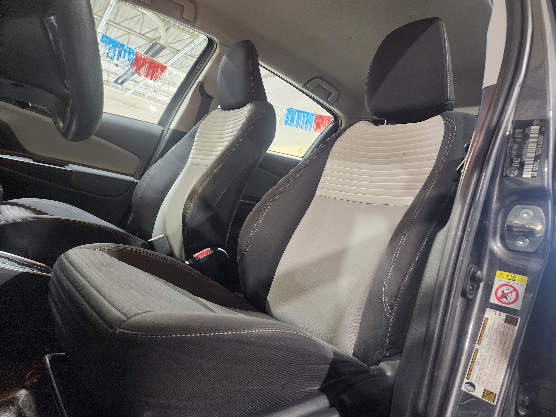 Toyota Yaris 2019 - Image 12