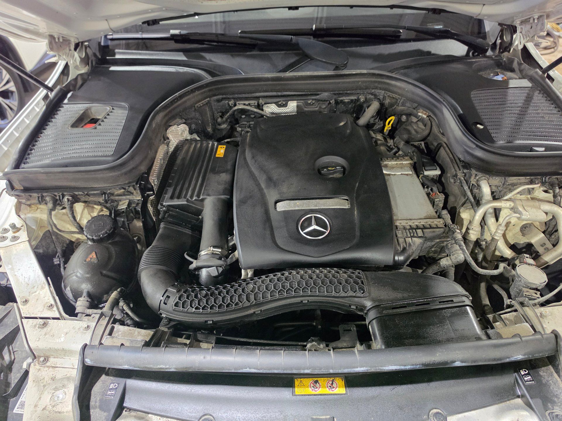 Mercedes-Benz GLC 300 2019 - Image 21