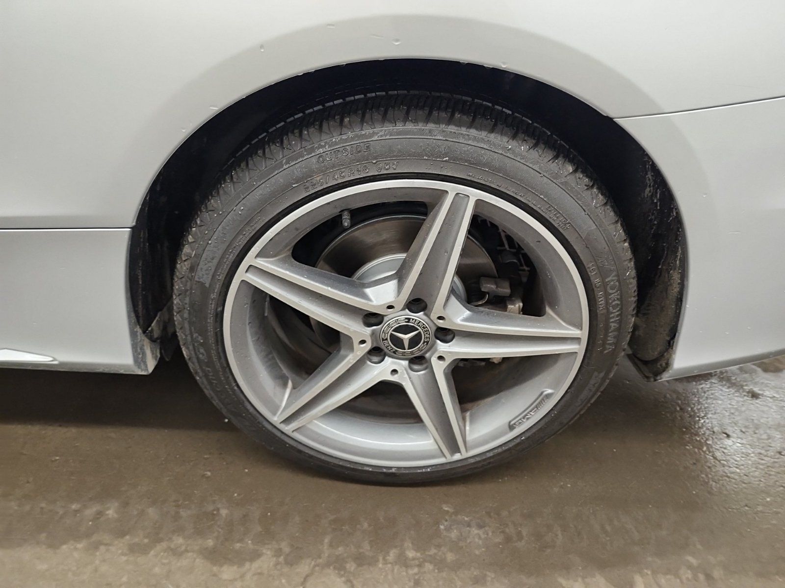 Mercedes-Benz C 300 2018 - Image 12 