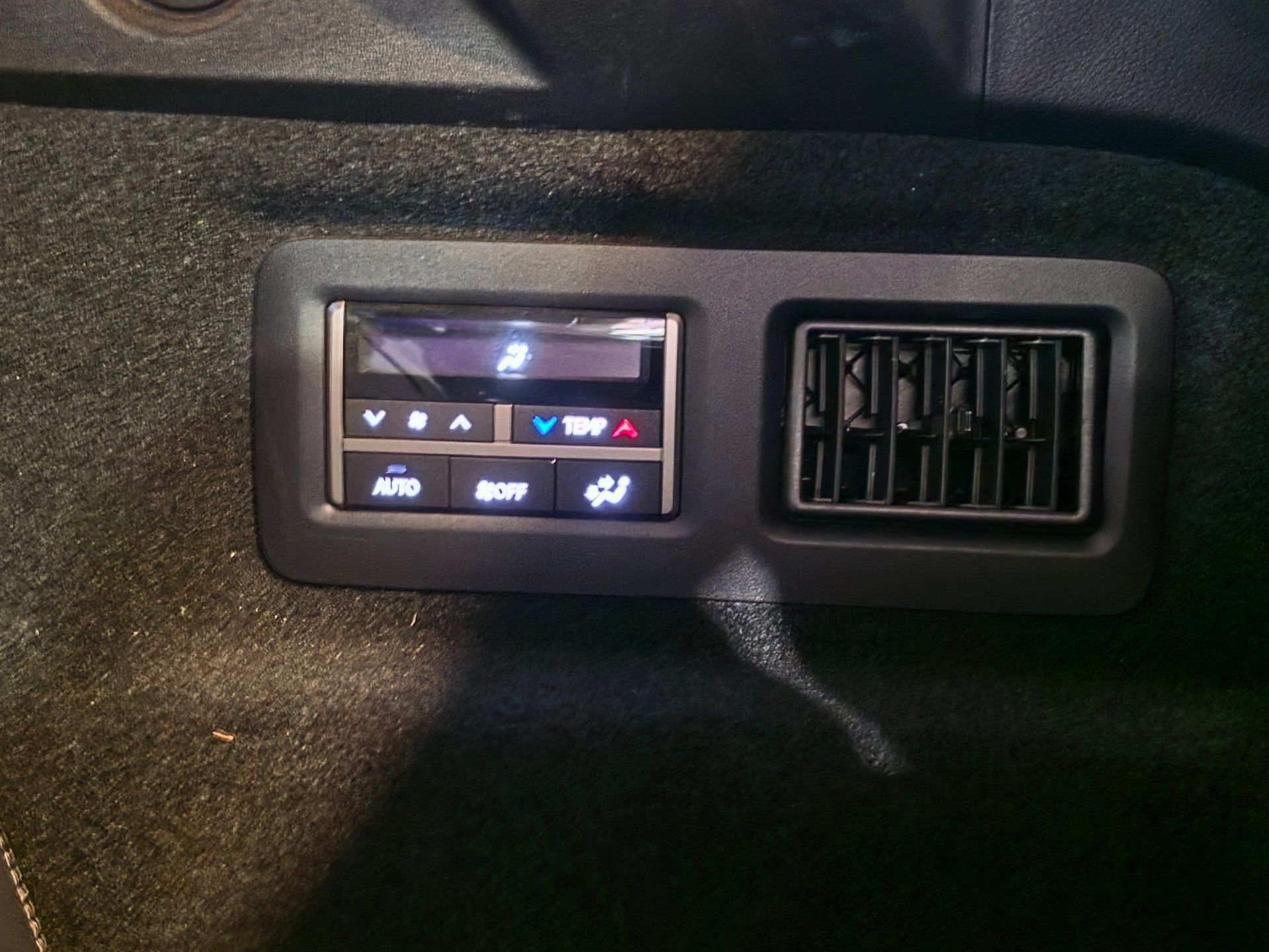 Lexus RX 350L 2018 - Image 11 