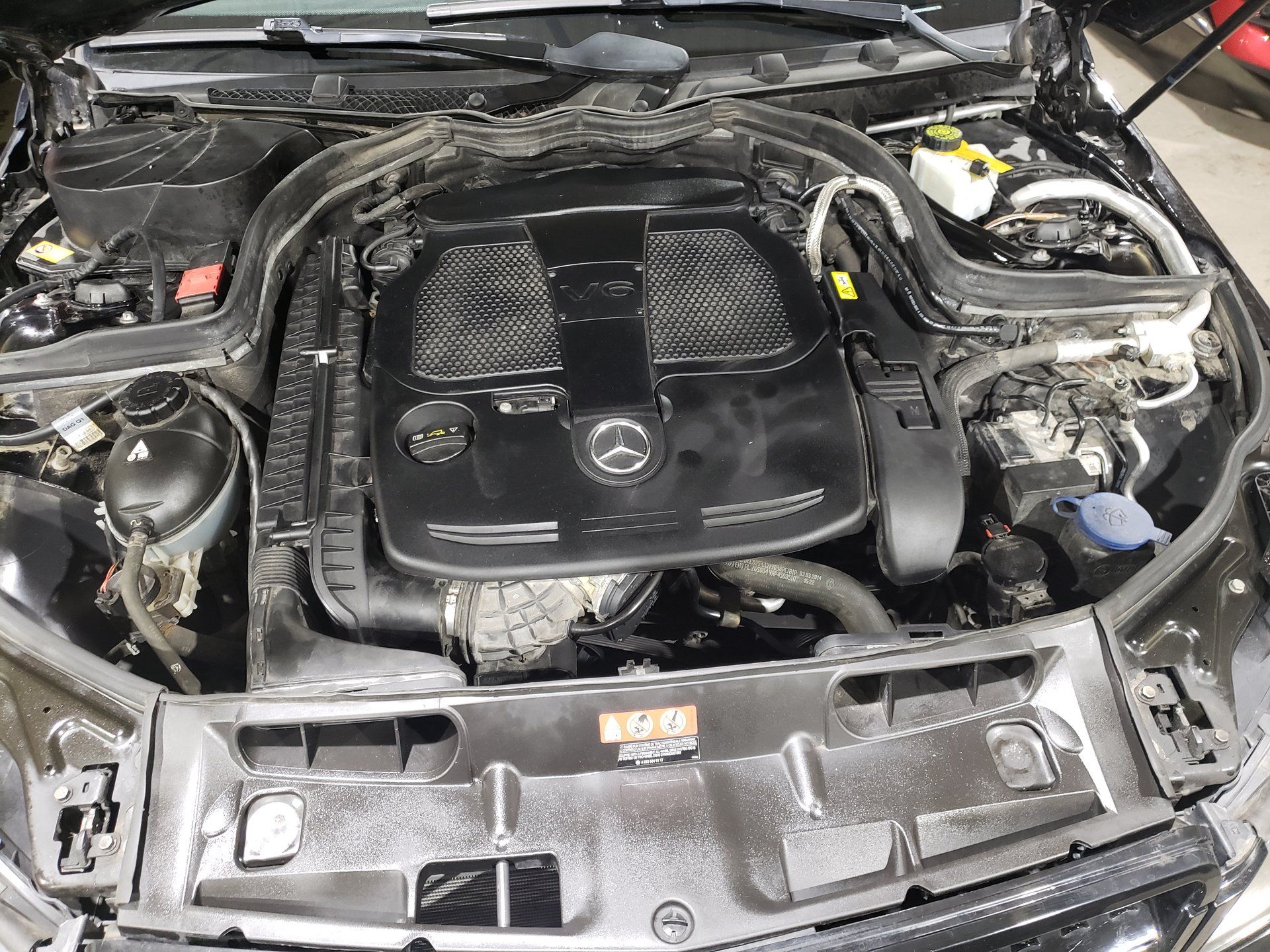 Mercedes-Benz C 300 2014 - Image 19 