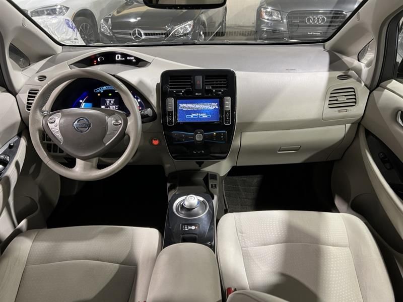 Nissan Leaf 2012 - Image 12