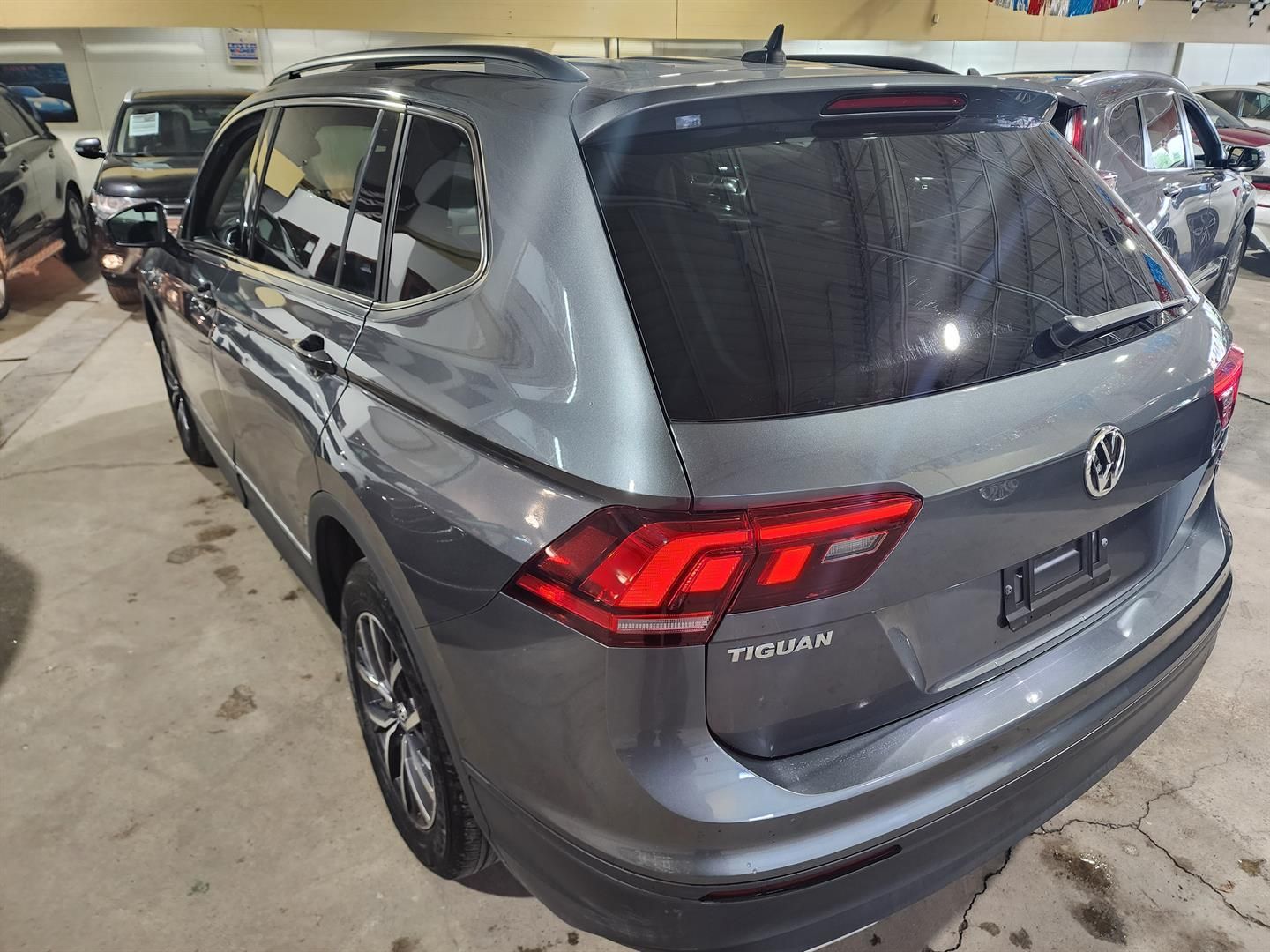 Volkswagen Tiguan 2021 - Image 6