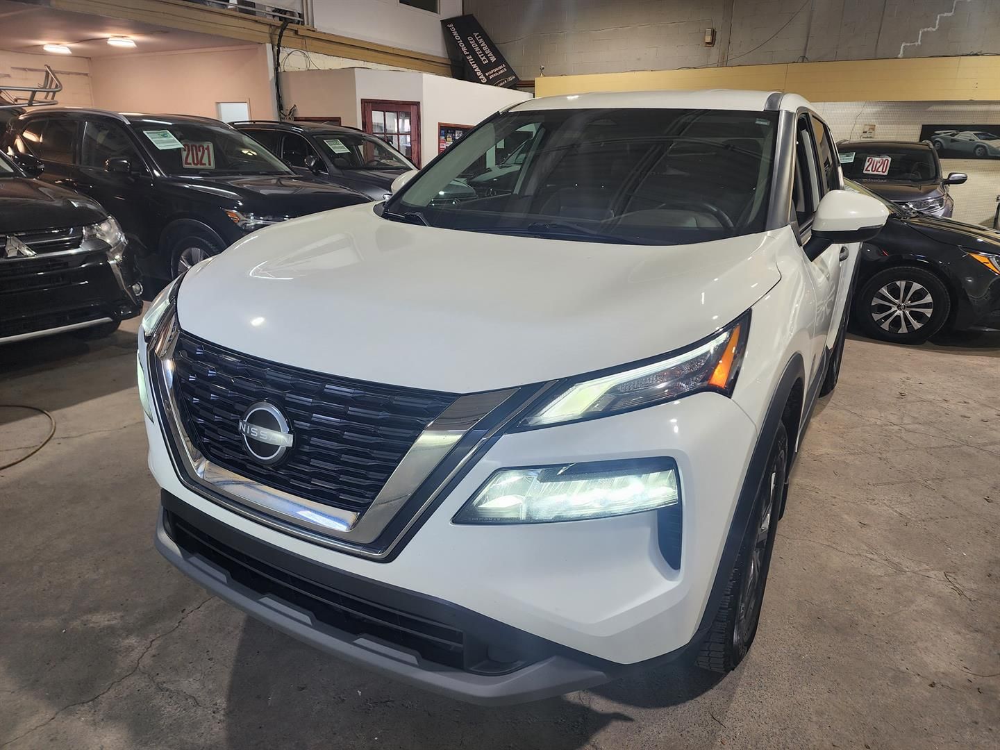Nissan Rogue 2022 - Image 1