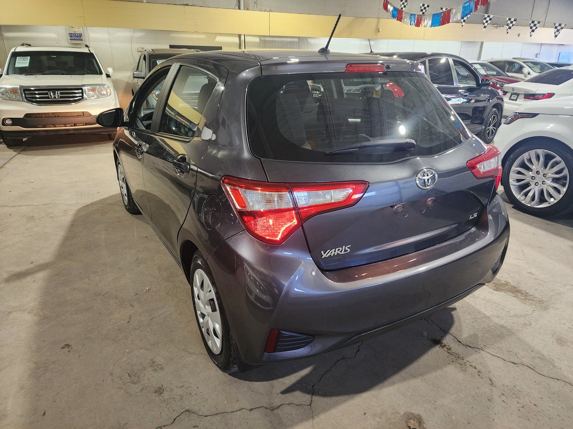 Toyota Yaris 2019 - Thumbnail 6