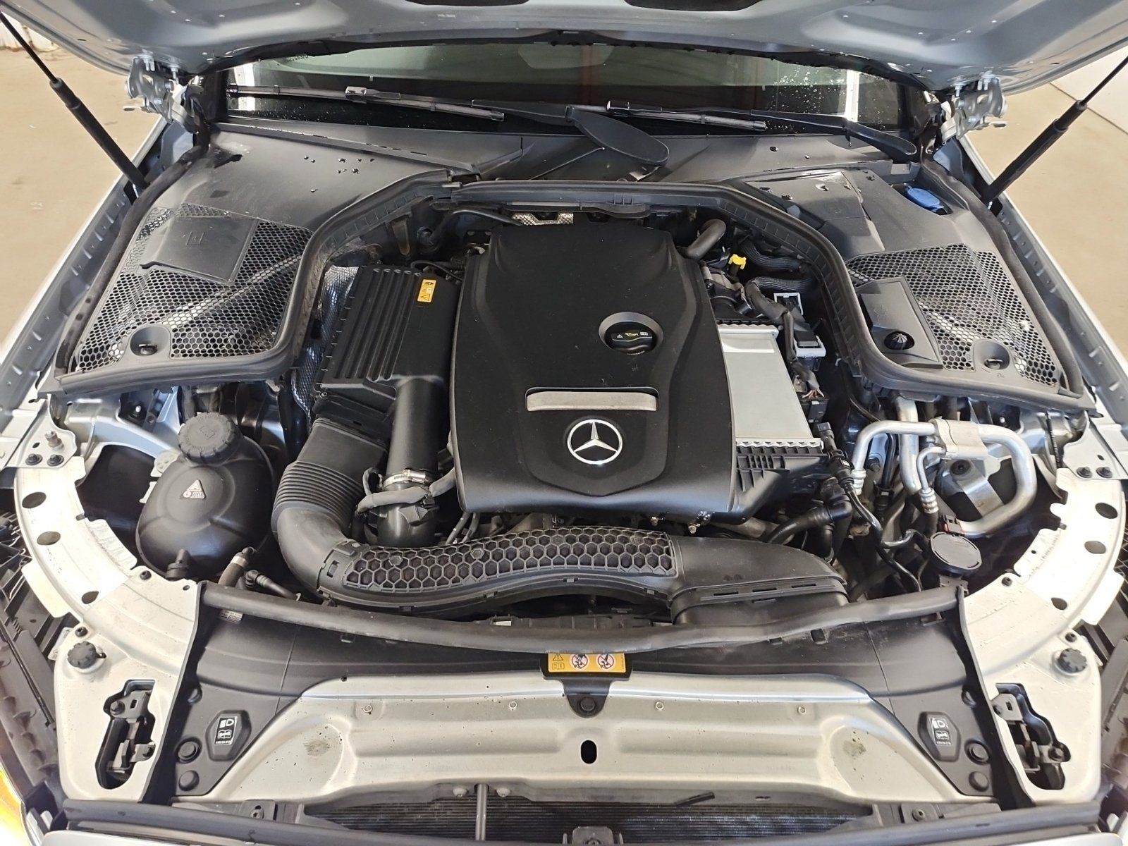 Mercedes-Benz C 300 2018 - Thumbnail 12