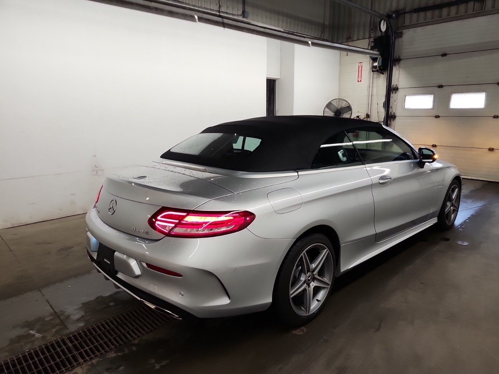 Mercedes-Benz C 300 2018 - Thumbnail 3