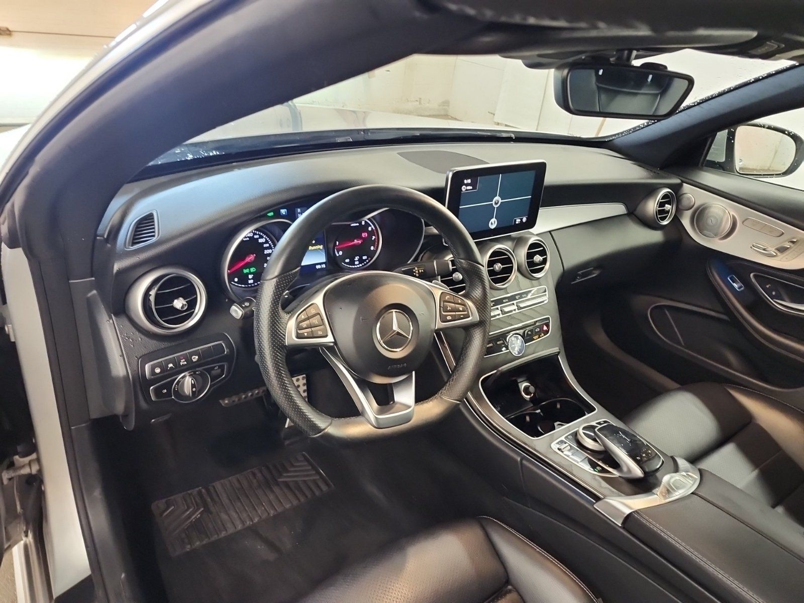 Mercedes-Benz C 300 2018 - Thumbnail 9